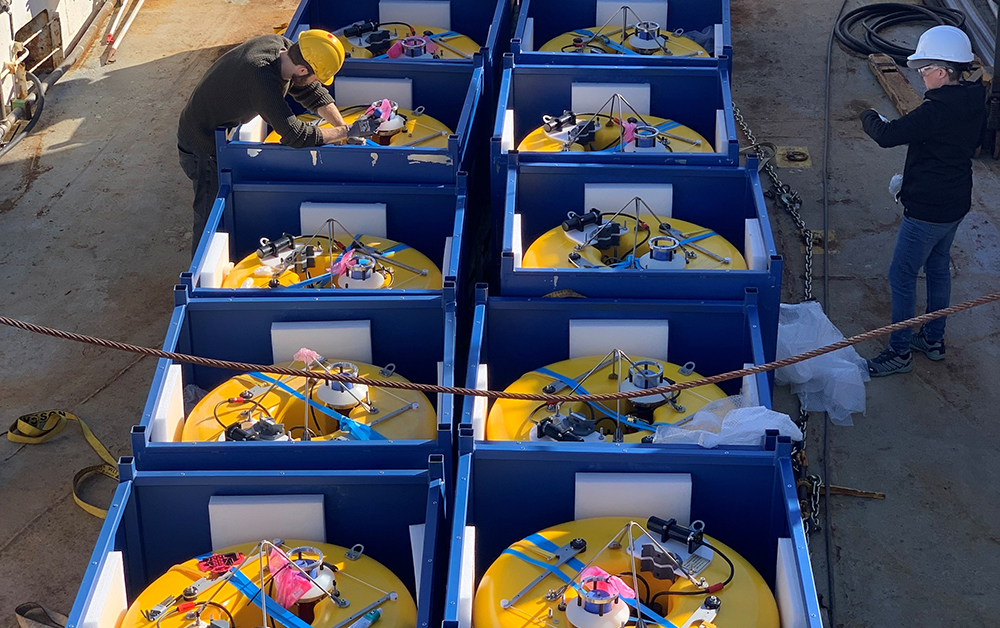 NFSI team prepare Aquarius BBOBS on deck prior to first deployment in November 2021